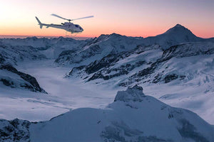 Jungfraujoch Rundflug mit Helikopter bei Abendstimmung